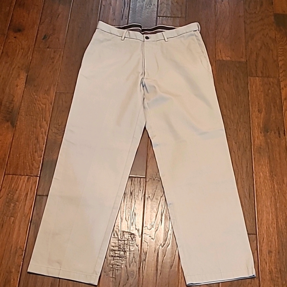 Haggar men's pants flat front, straight fit size 36x32